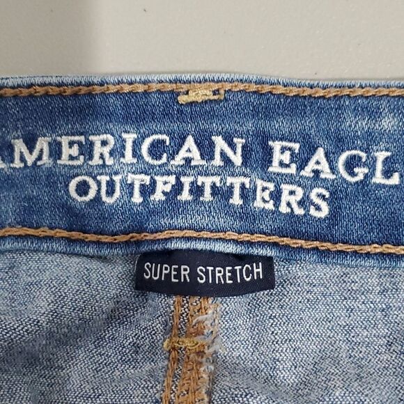 American Eagle super stretch high rise jean shorts - Picture 5 of 8